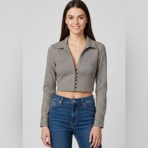 Zara Cropped Houndstooth Button-Up Top in Black and Cream